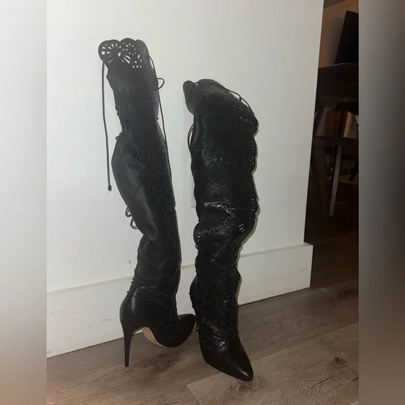 Alexandre Birman Black Lace Over-the-Knee Boots - Picture 4 of 4